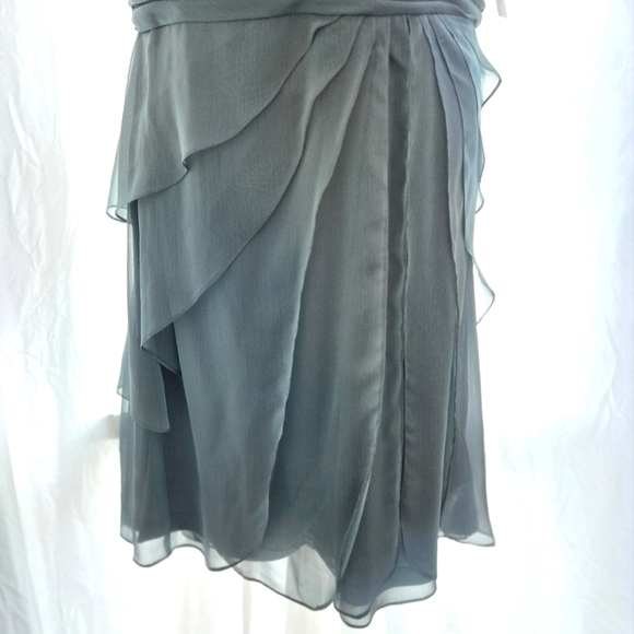 Ruffled Iridescent Blue/green Party Dress NWT - Picture 3 of 12
